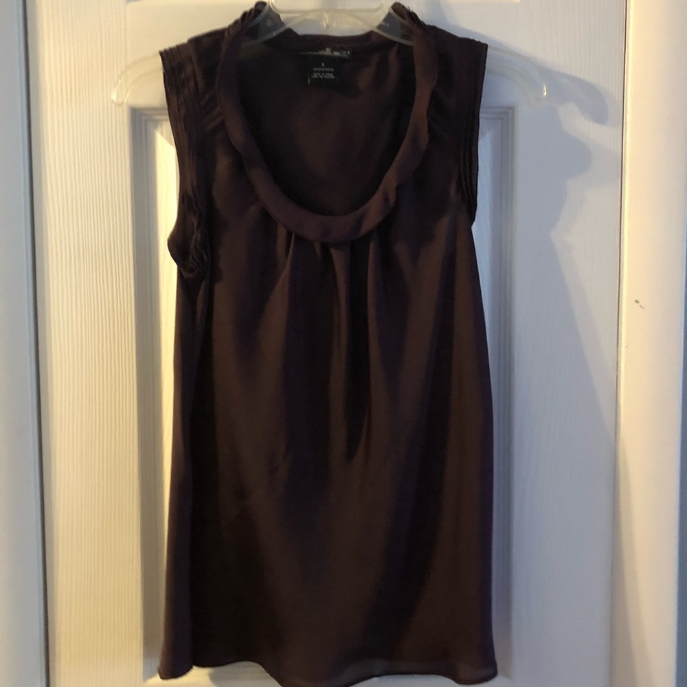 Sleeveless blouse